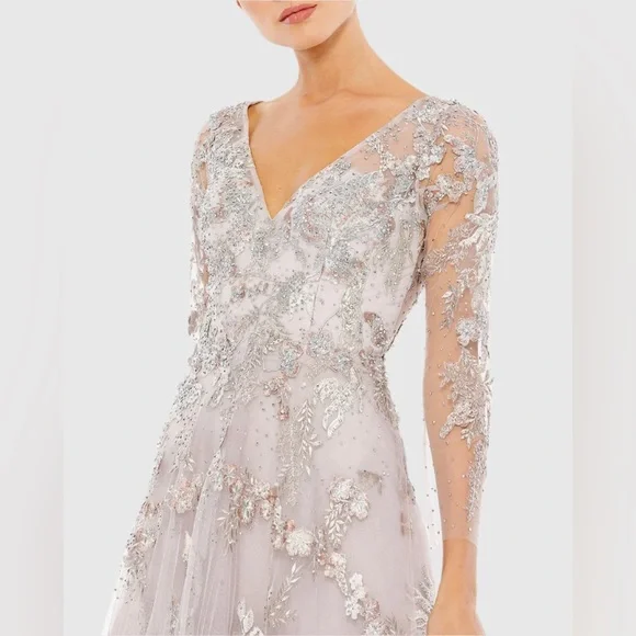 NWT $798 MAC DUGGAL Appliqued Illusion Long Sleeve A Line Gown